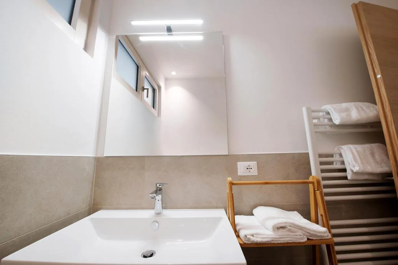 Garden Borgo Secolo Appartement Peschiera del Garda Italië